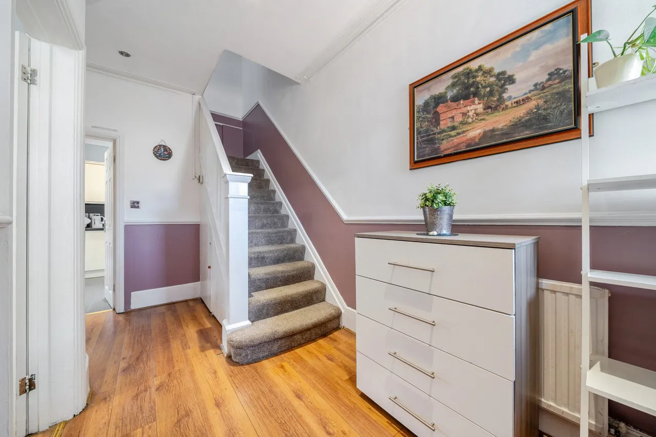 Wickham Lane, SE2, photo 18