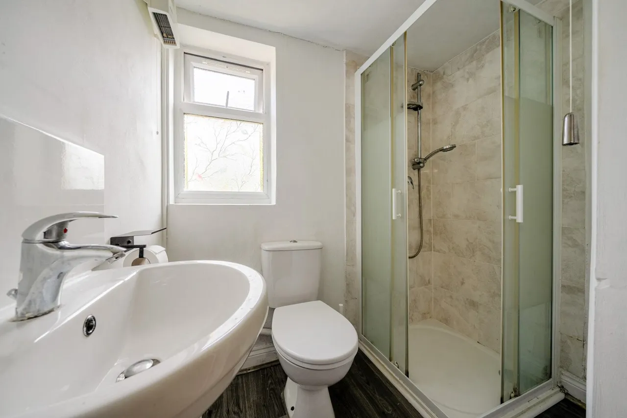 Wickham Lane, SE2, photo 17