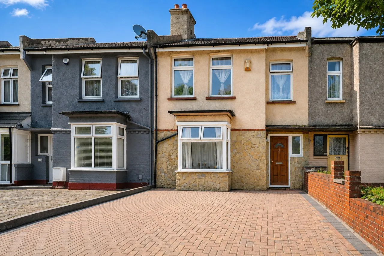 4 bed house for sale — Wickham Lane, SE2
