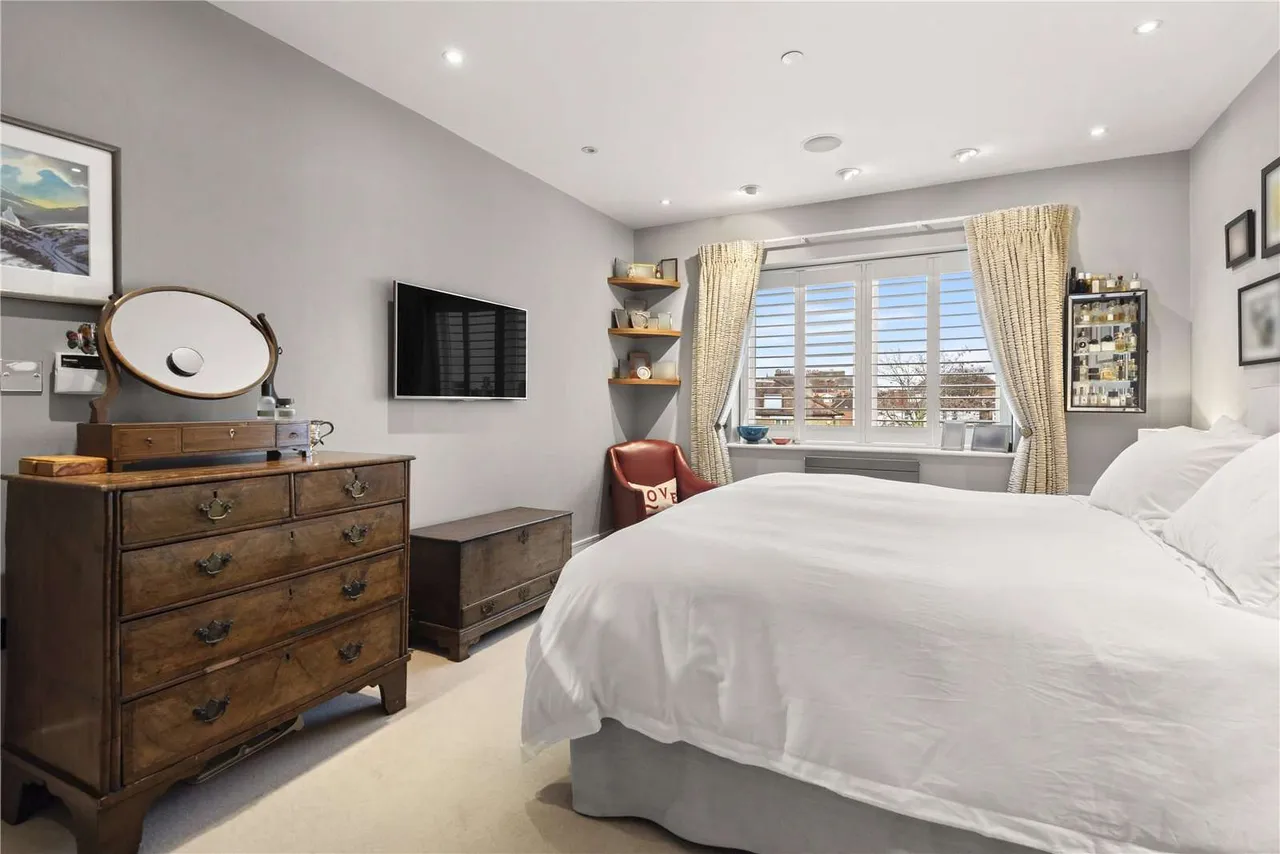 Clavering Place, London, SW12, photo 17