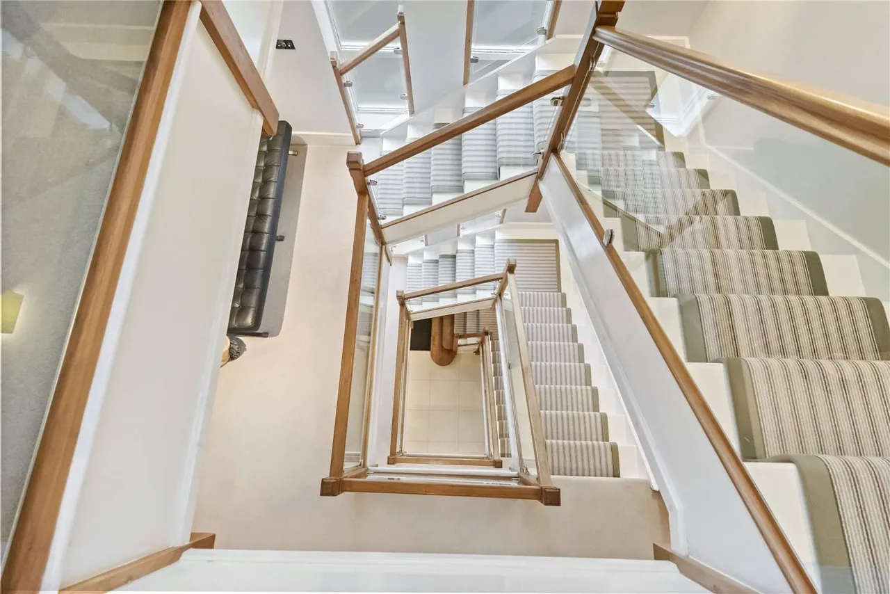 Clavering Place, London, SW12, photo 6