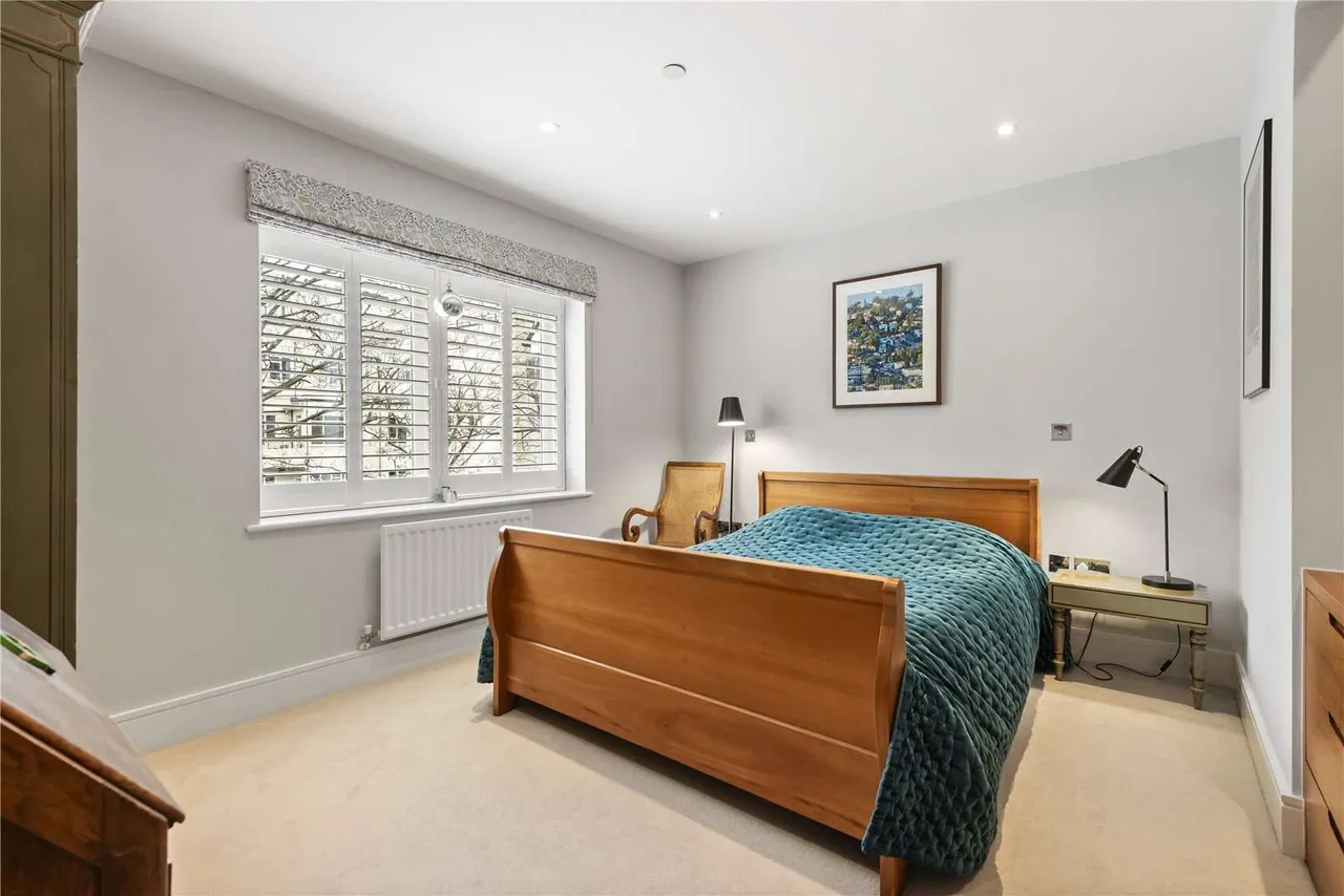 Clavering Place, London, SW12, photo 14