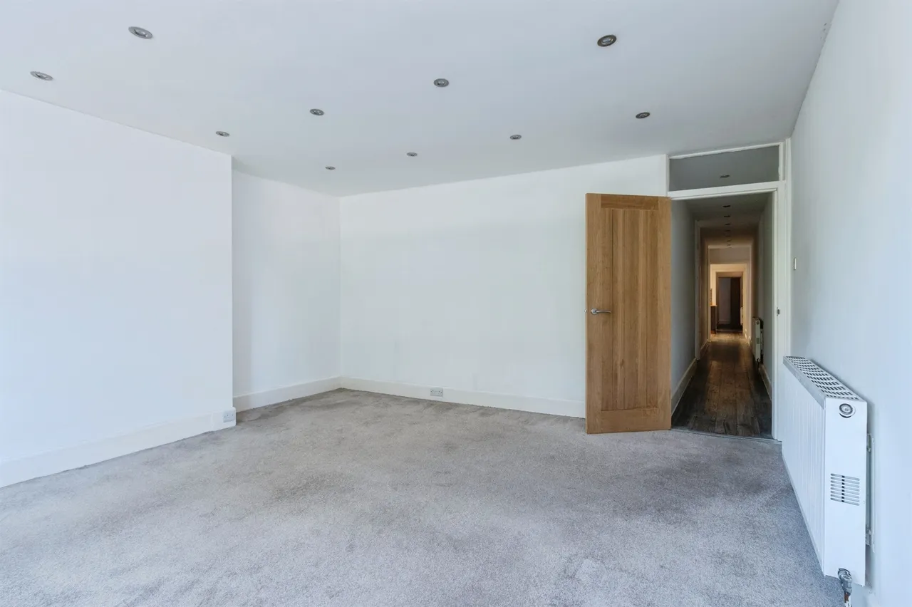 Wimborne Road, Bournemouth, BH9, photo 3