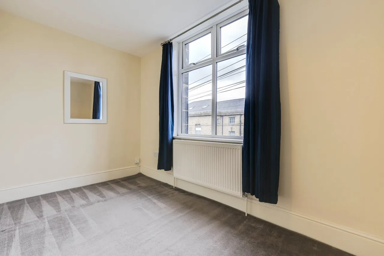 Otley Road, Guiseley, LS20, photo 9