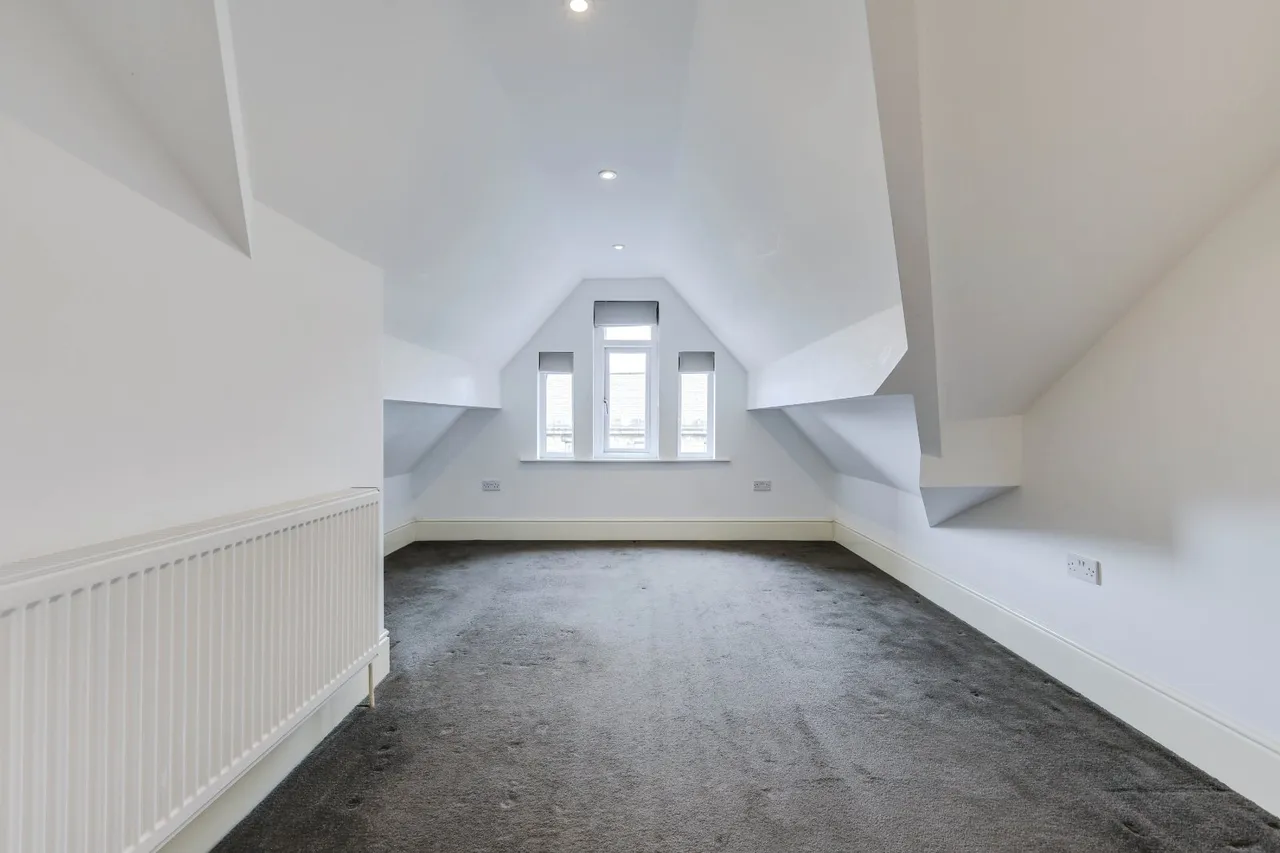 Otley Road, Guiseley, LS20, photo 10