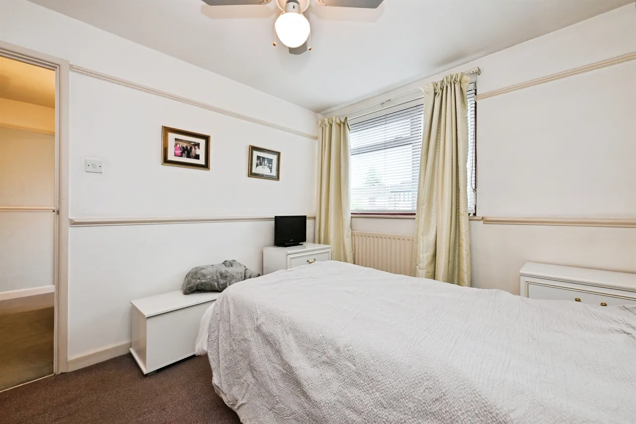 Richmond Close, Ware, SG12, photo 11