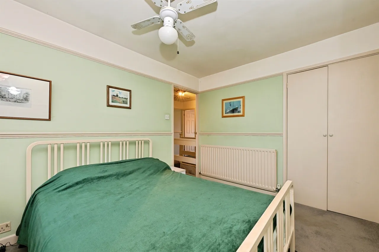 Richmond Close, Ware, SG12, photo 13