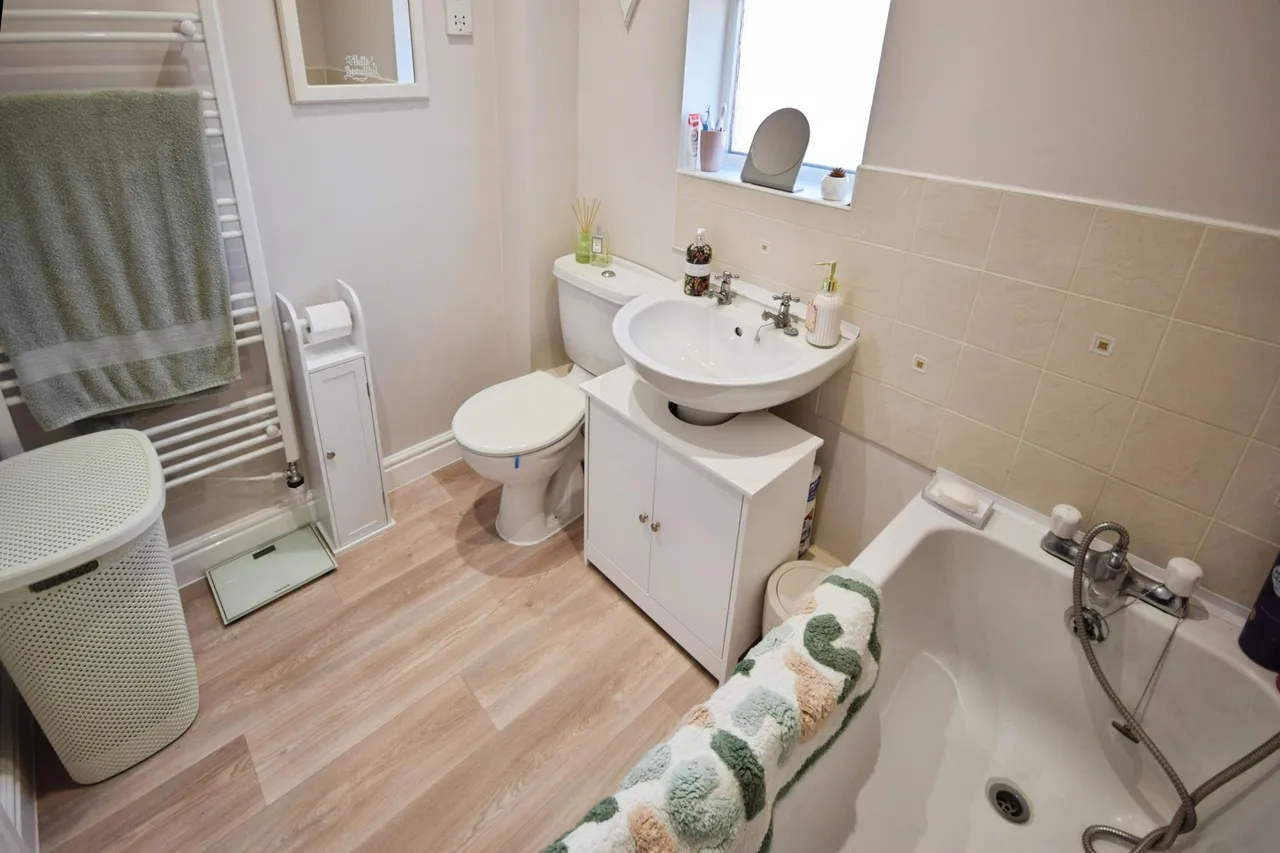 Halifax Road, Spilsby, PE23, photo 14