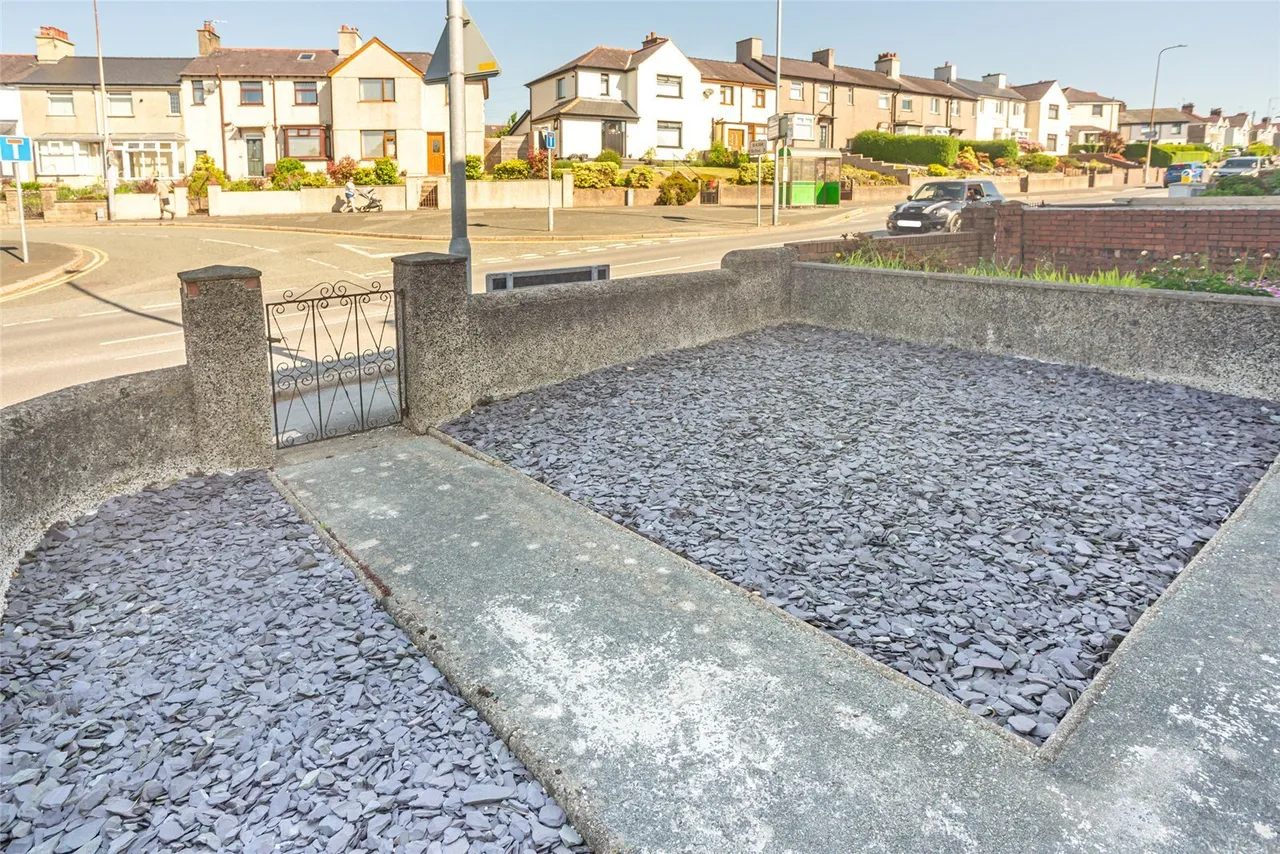 Maes Cadnant, Caernarfon, LL55, photo 12