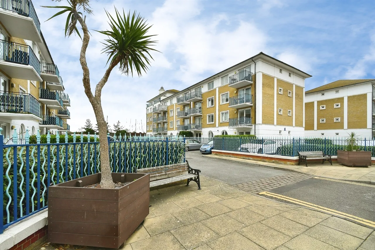 The Strand, Brighton Marina Village, BN2, photo 17