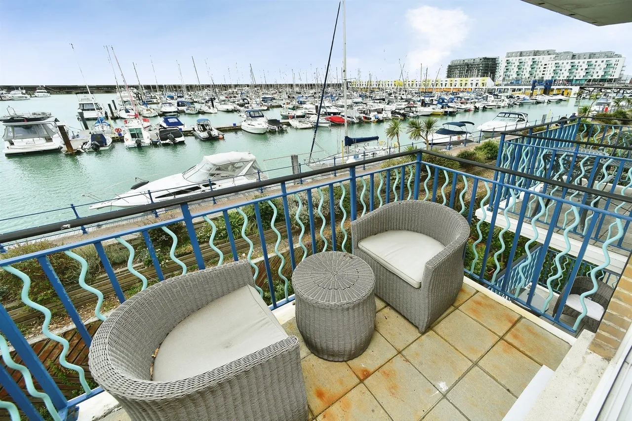 The Strand, Brighton Marina Village, BN2, photo 13
