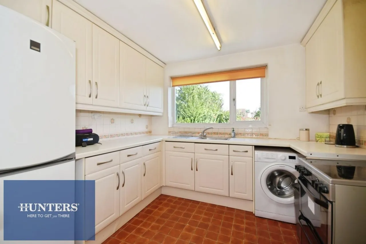 Glenthorne Close, Brampton, Chesterfield, S40 3AR, photo 6