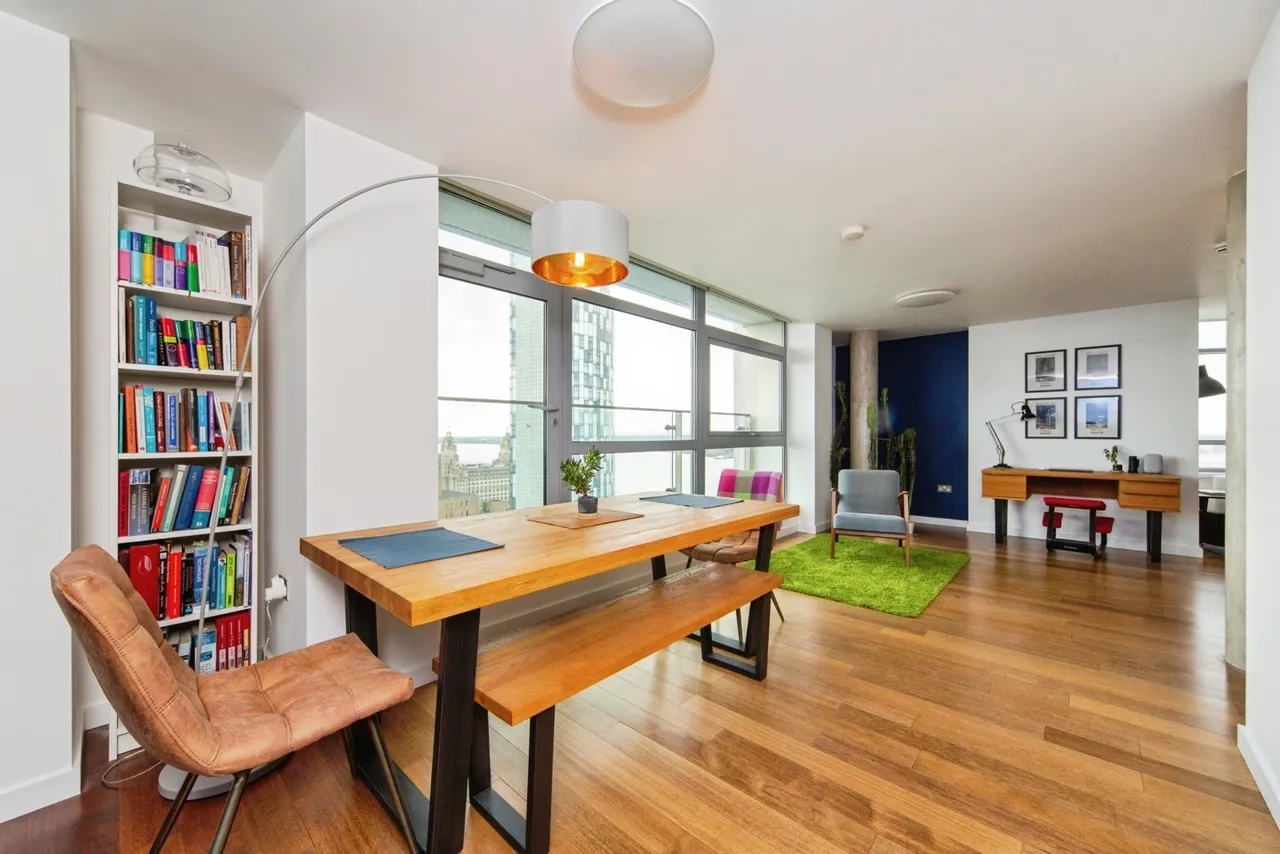 2 bed flat for sale, Old Hall Street, Liverpool, L3