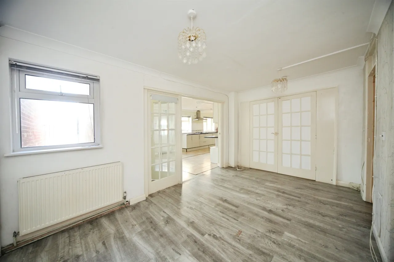 Julius Gardens, Luton, LU3, photo 6