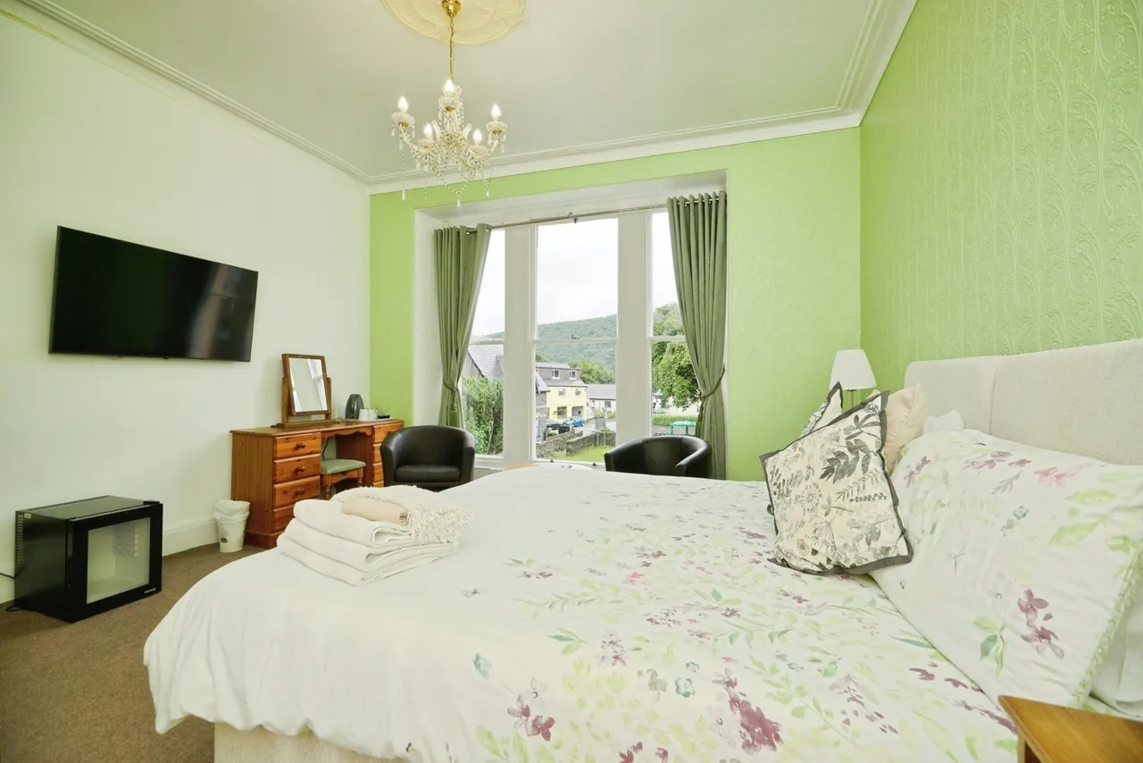 High Street, Llanberis, LL55, photo 17