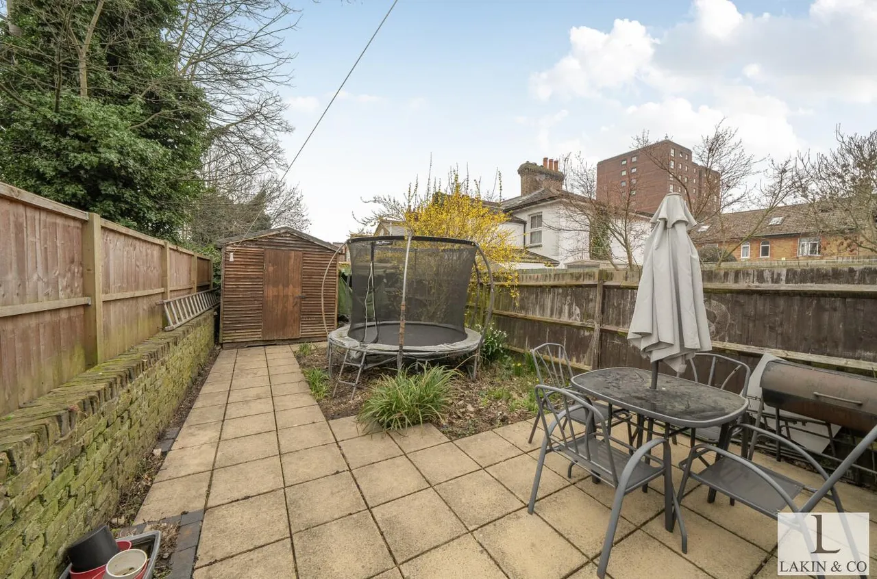 Alexandra Road, Uxbridge, UB8 2PQ, photo 13