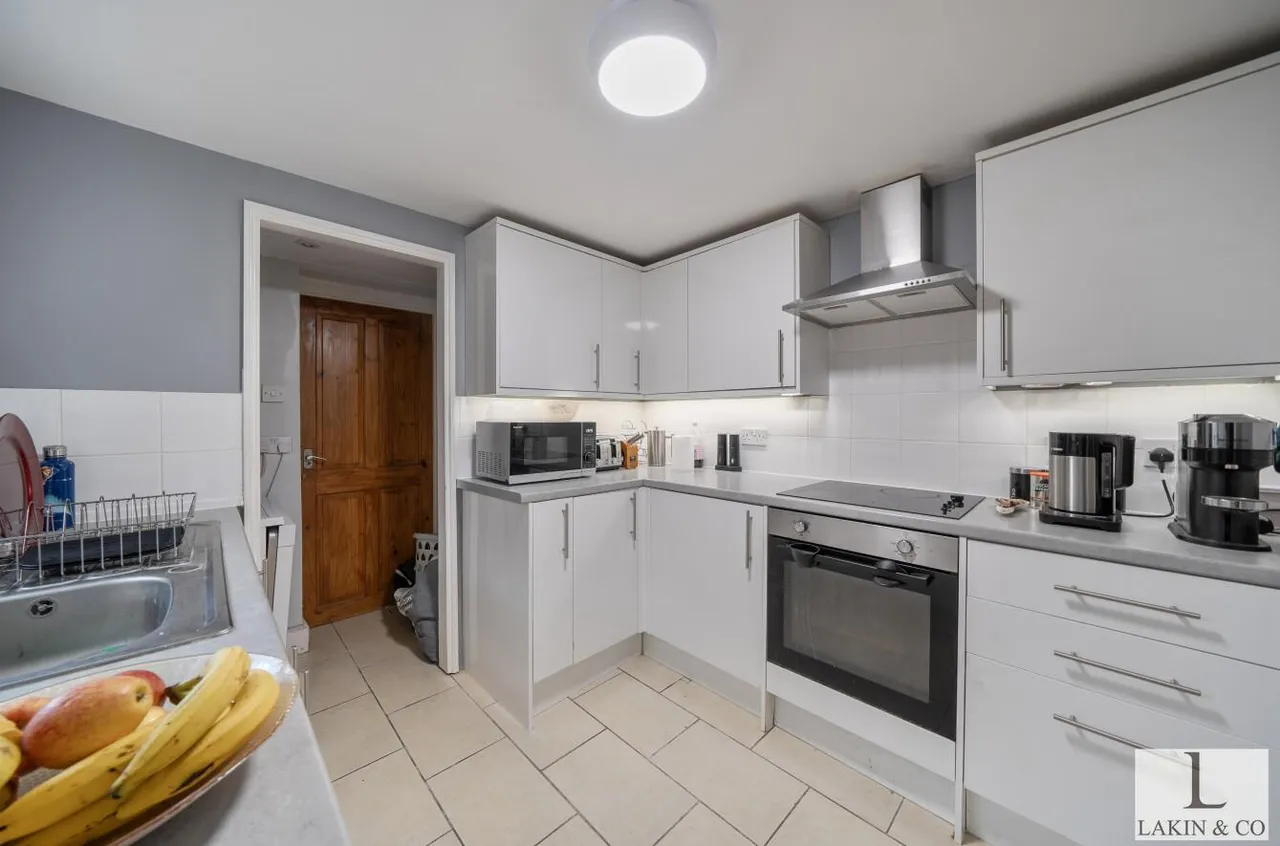 Alexandra Road, Uxbridge, UB8 2PQ, photo 4