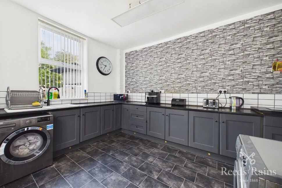 Dean Avenue, Newton Heath, Greater Manchester, M40, photo 5