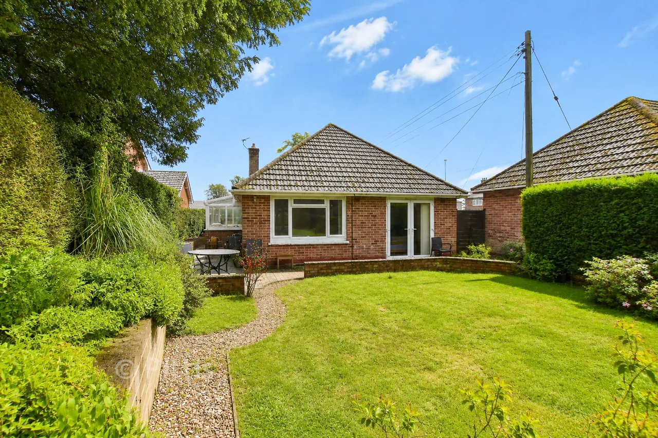 Station Road, Wootton, PO33, photo 9