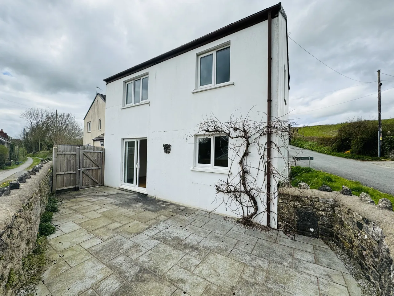 Meadow Court, Llanmill, SA67, photo 15