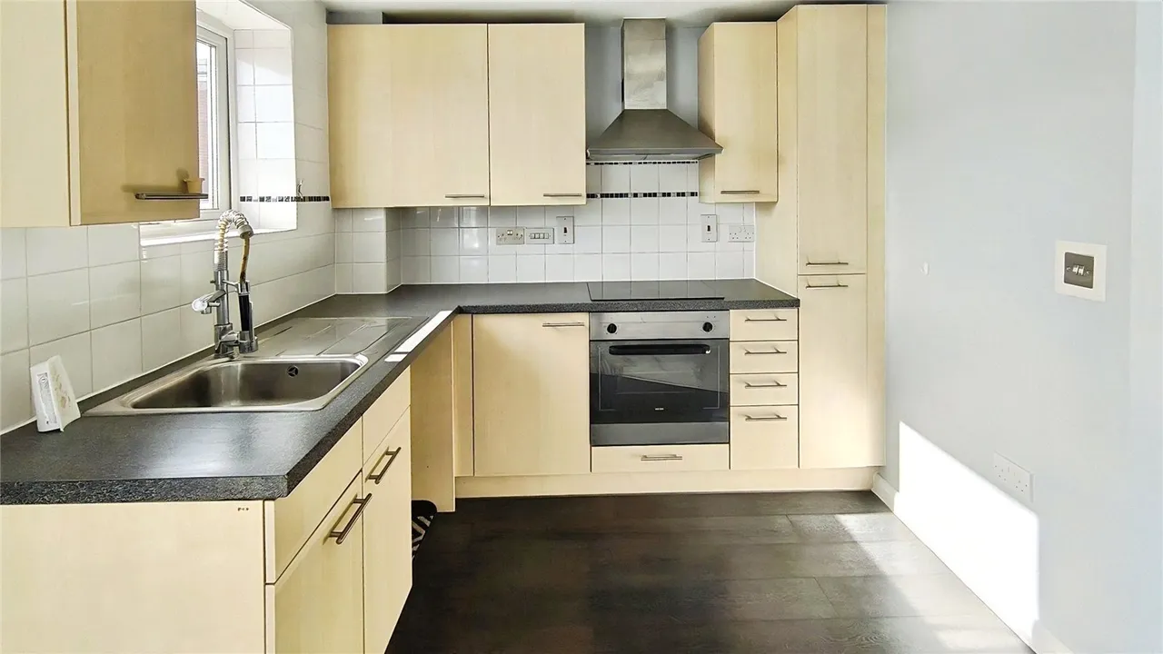 Kerr Place, Aylesbury, HP21, photo 4
