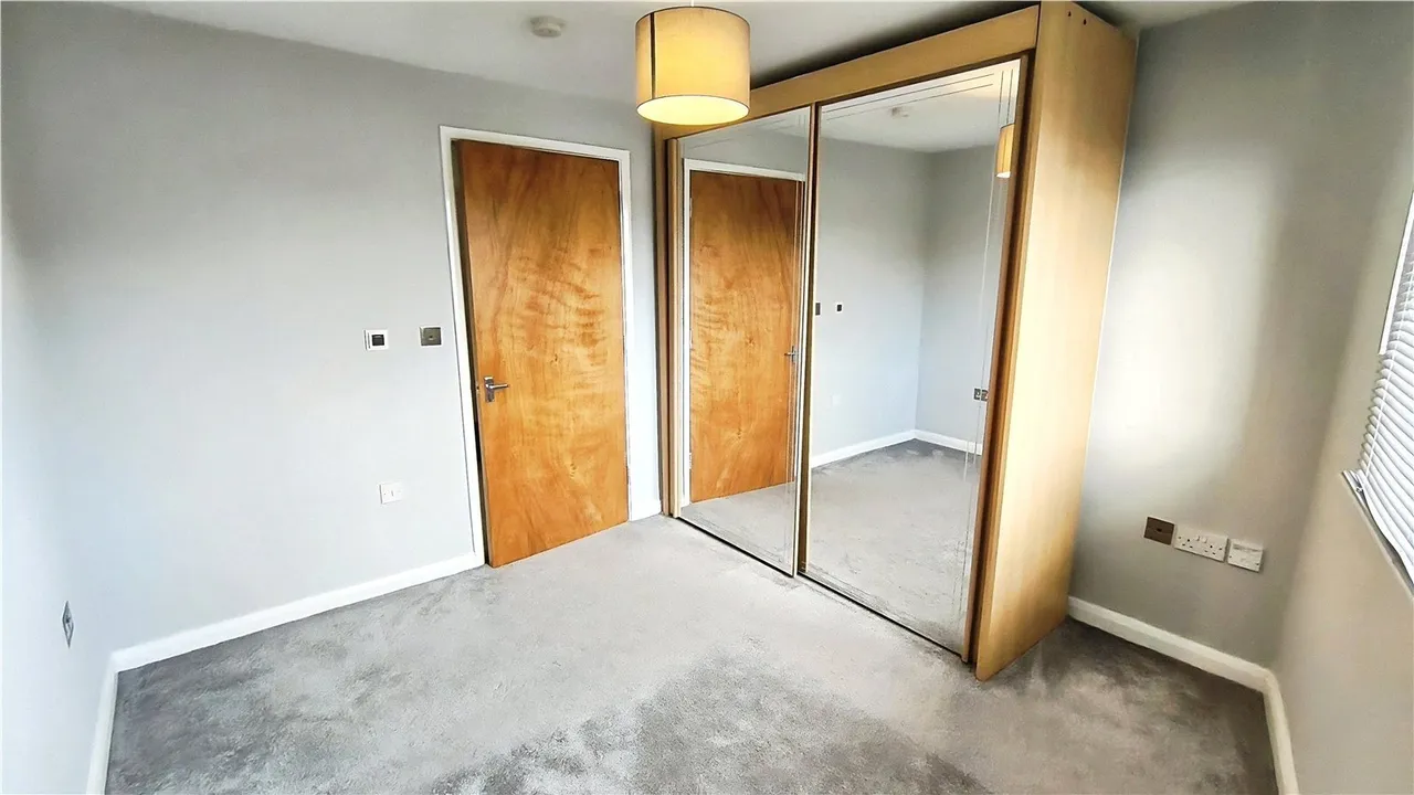 Kerr Place, Aylesbury, HP21, photo 9