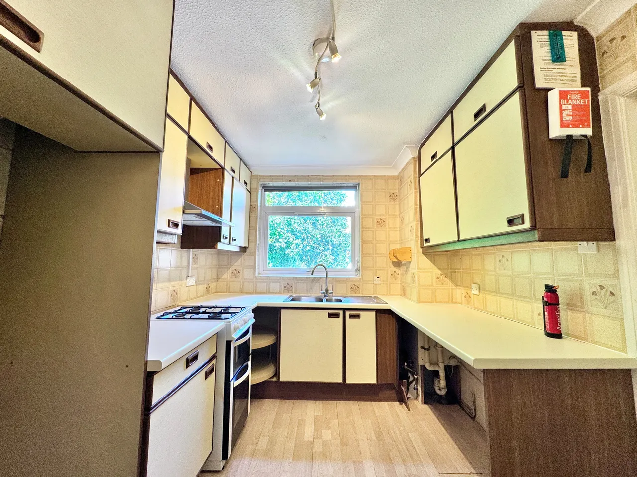 Branksome Wood Road, BH4, photo 11