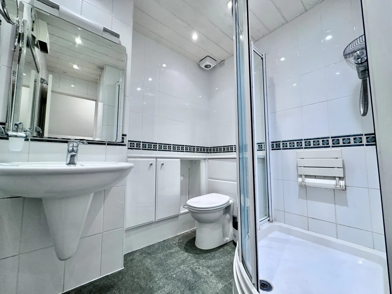 Branksome Wood Road, BH4, photo 8