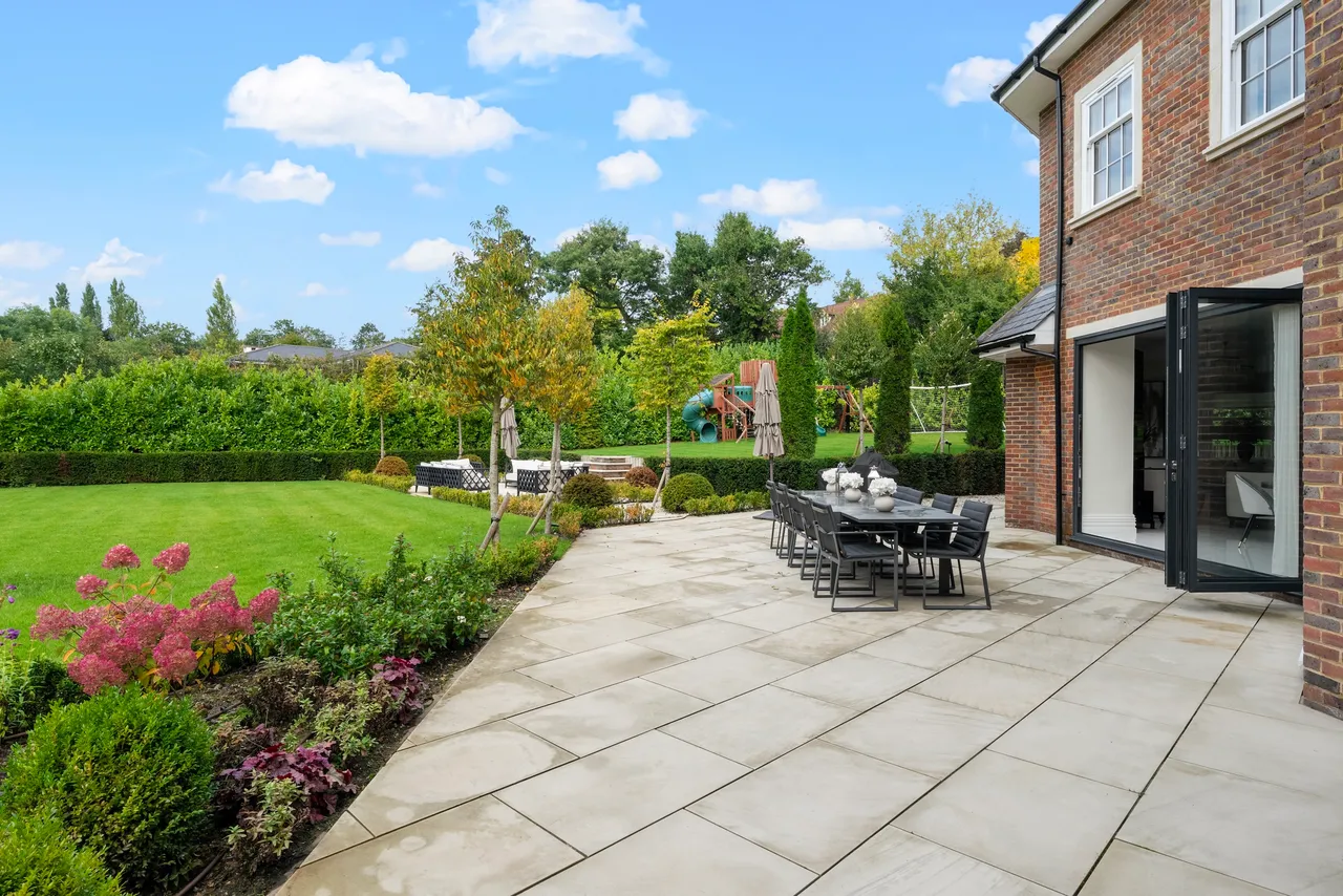 Moles Hill, Oxshott, KT22, photo 20
