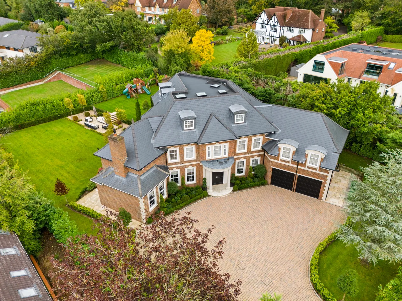 5 bed house to rent, Moles Hill, Oxshott, KT22