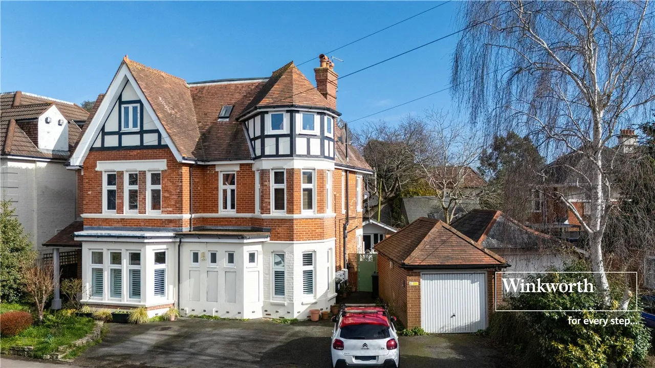 Crabton Close Road, Bournemouth, Dorset, BH5, photo 2