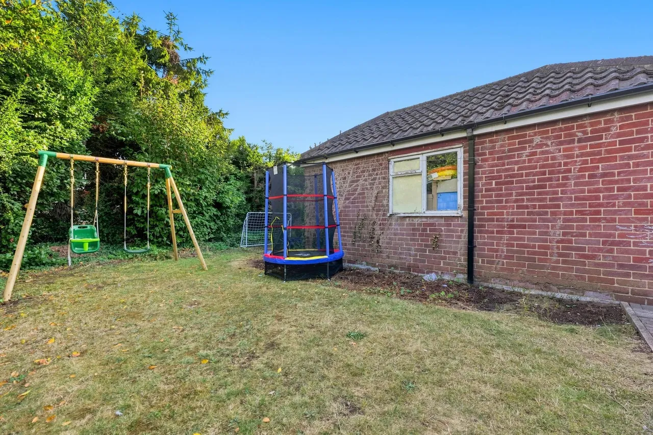 Newman Road, Moorgate, S60, photo 17