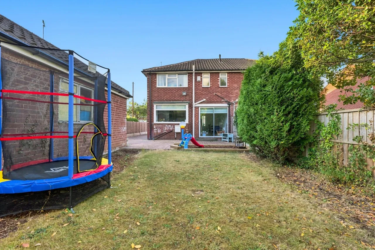 Newman Road, Moorgate, S60, photo 14