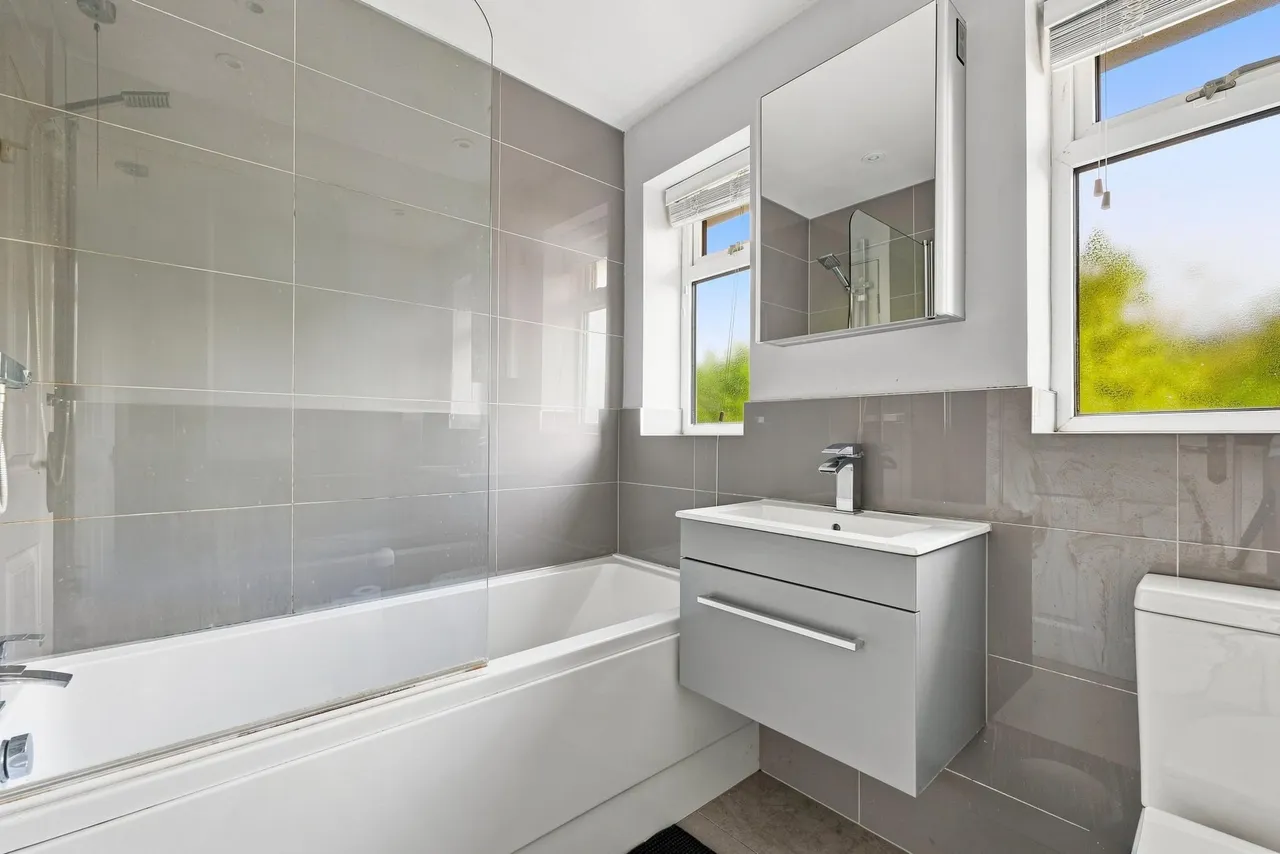Newman Road, Moorgate, S60, photo 27