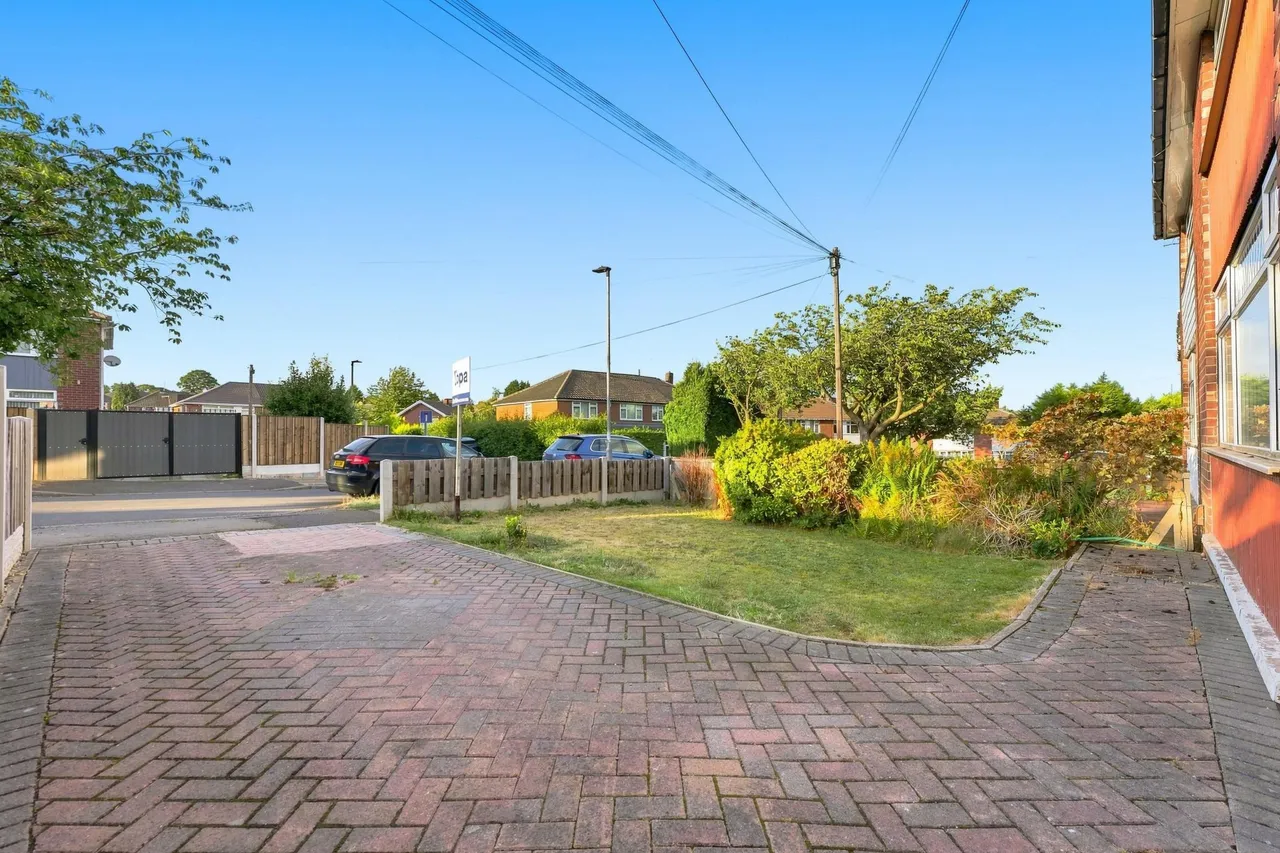 Newman Road, Moorgate, S60, photo 16