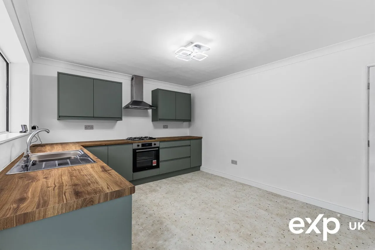 Burwood Avenue, Mansfield, NG18 3DZ, photo 6
