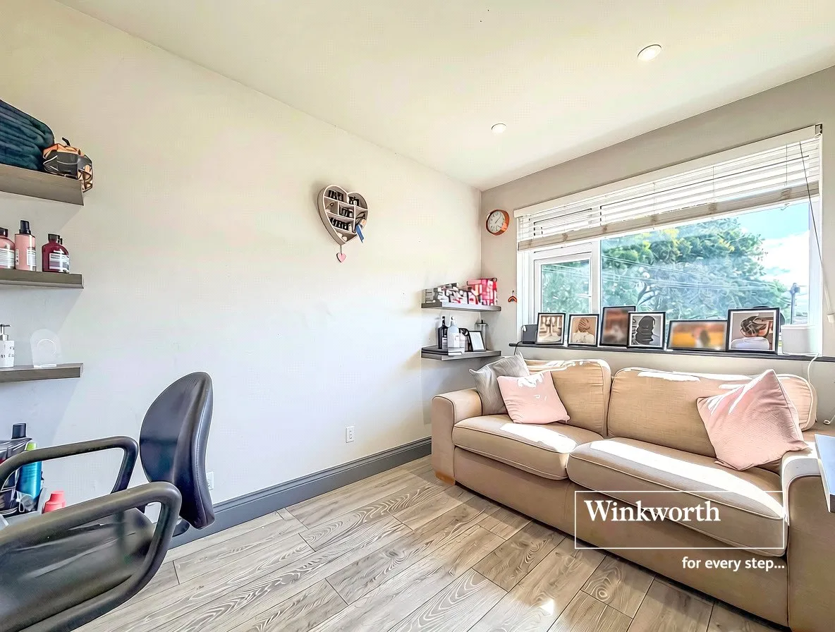 Morden Avenue, Ferndown, Dorset, BH22, photo 2