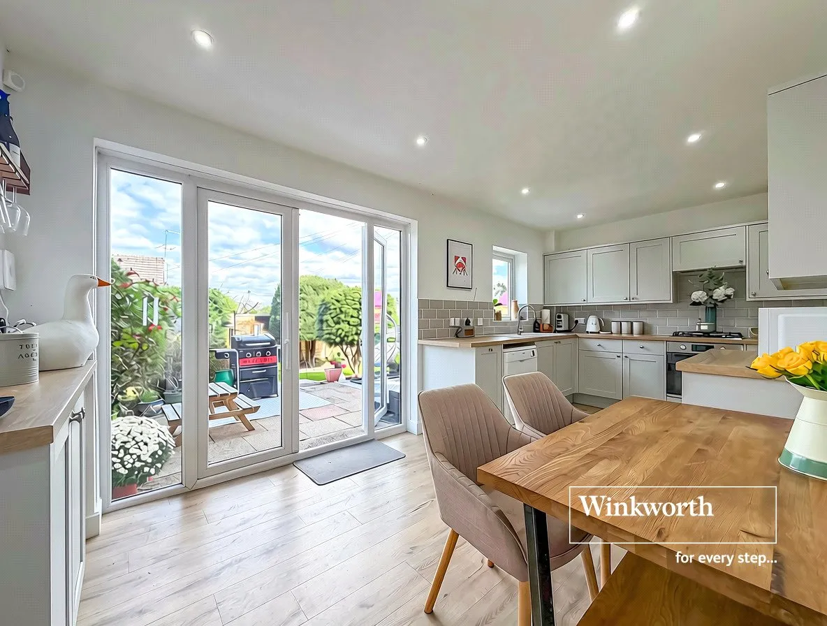3 bed house for sale — Morden Avenue, Ferndown, Dorset, BH22