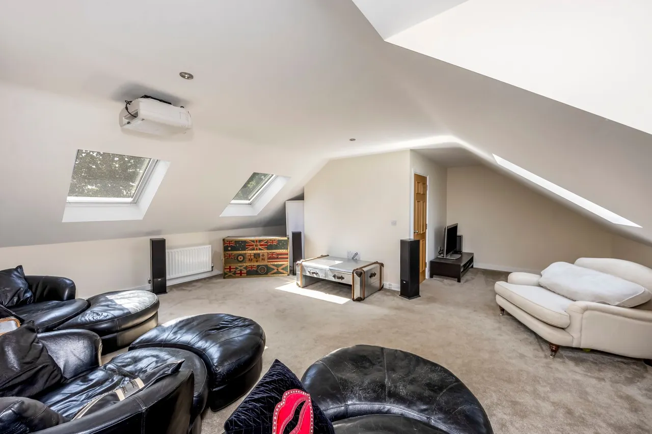 Firs Close, Horsham, RH12, photo 19