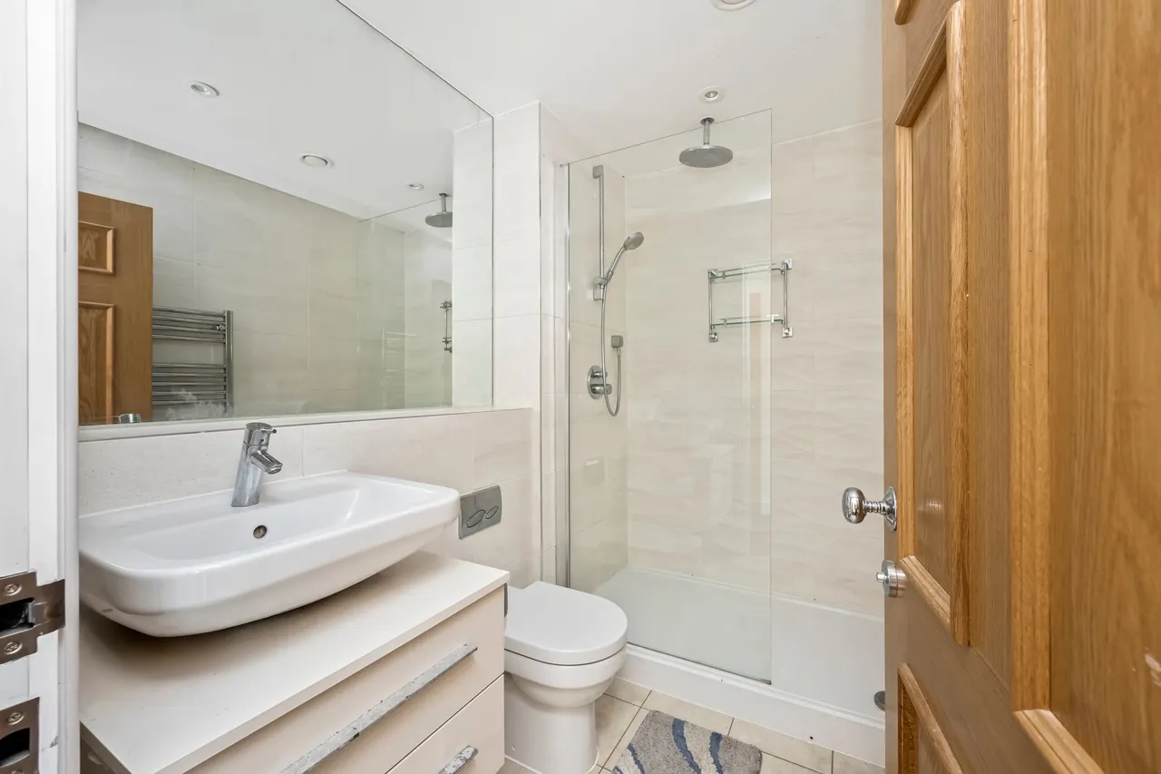 Firs Close, Horsham, RH12, photo 12
