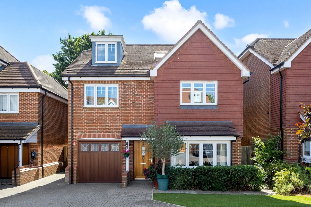 Firs Close, Horsham, RH12, photo 25