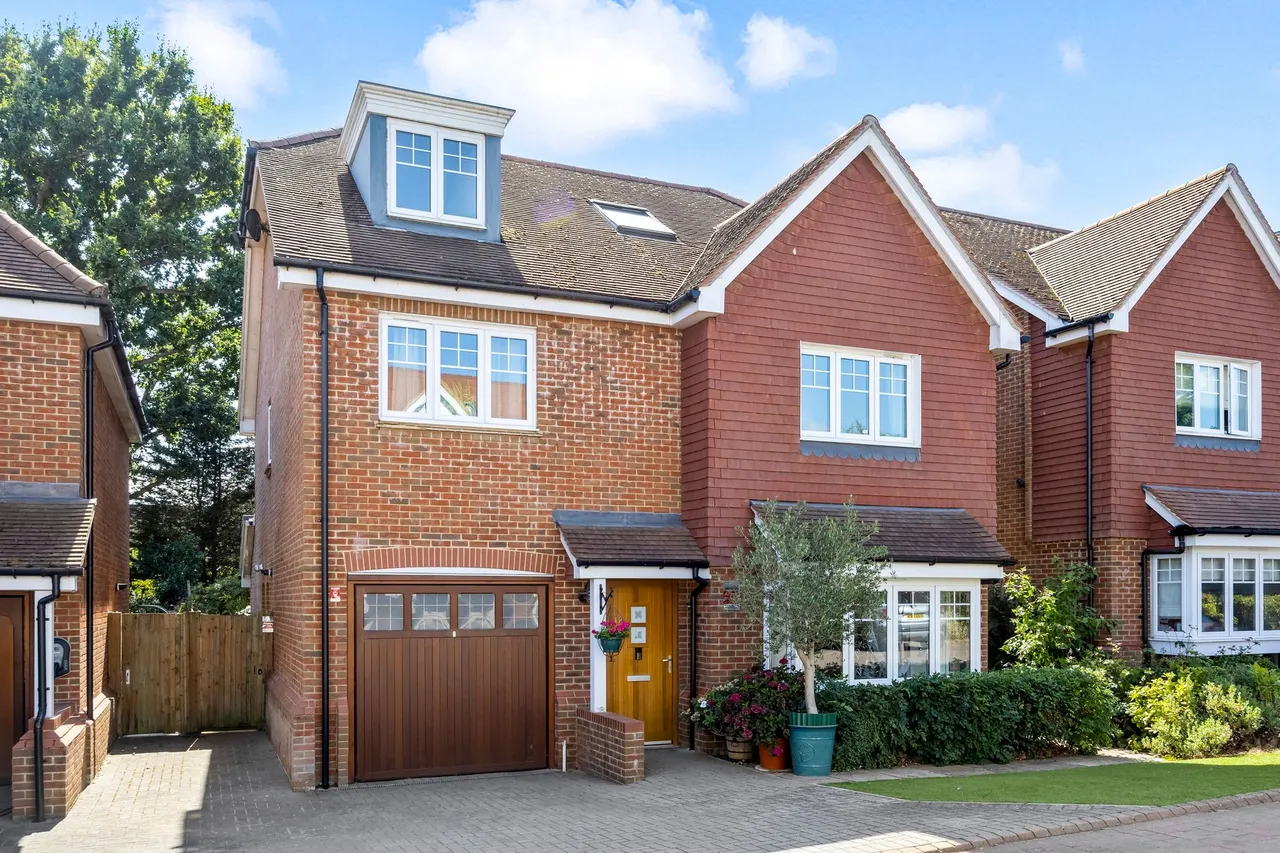 Firs Close, Horsham, RH12, photo 4