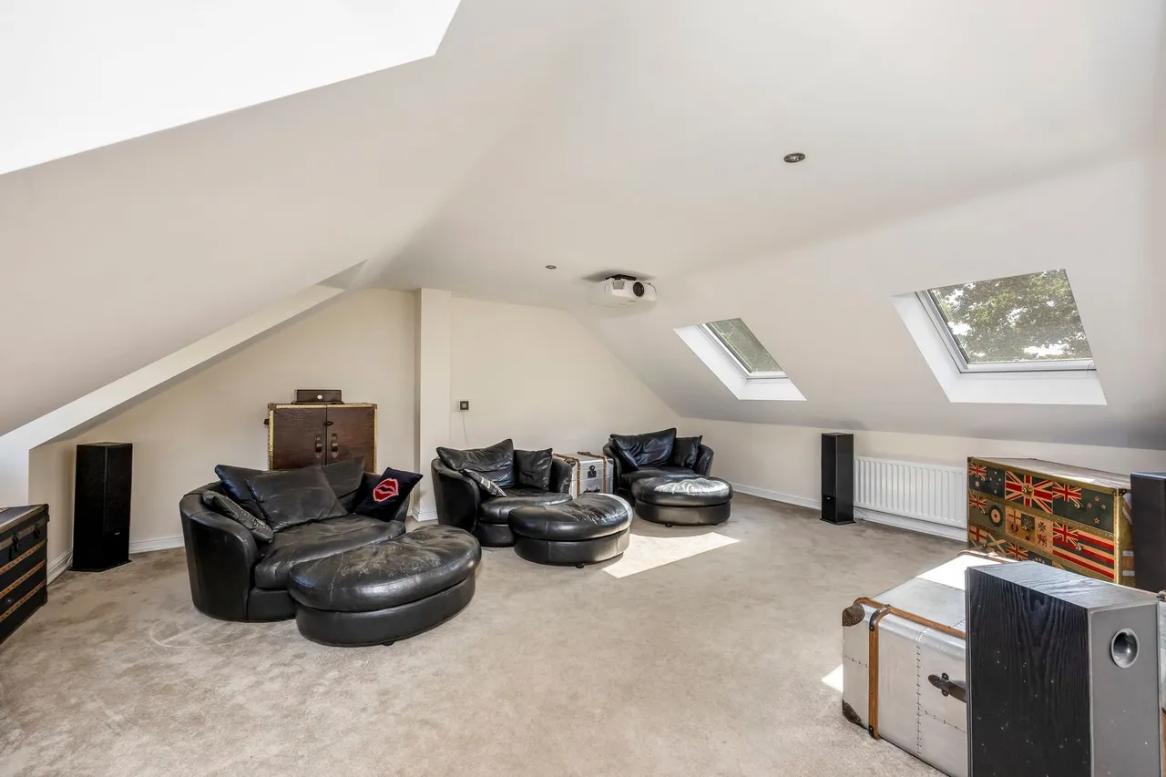 Firs Close, Horsham, RH12, photo 18