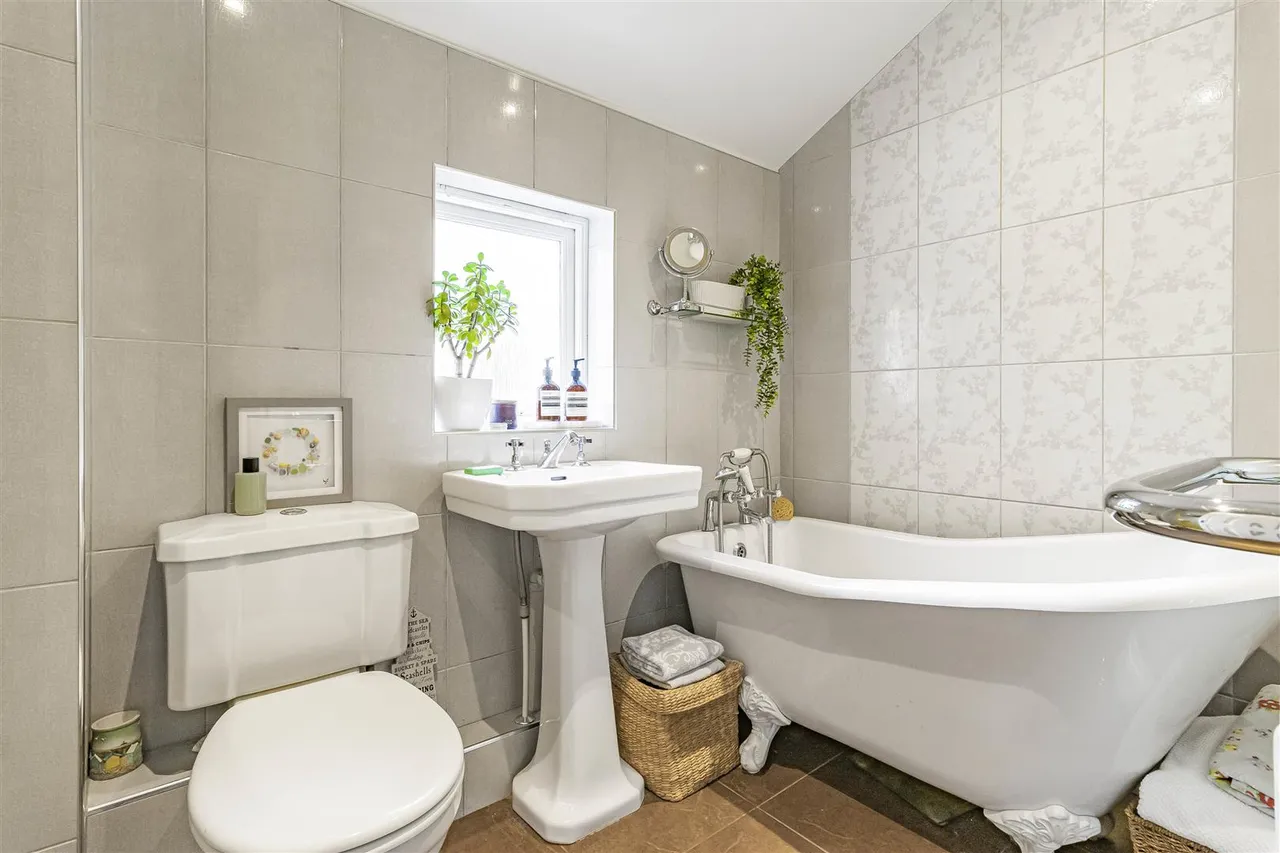 Chapel Street, Steeple Bumpstead, CB9, photo 21