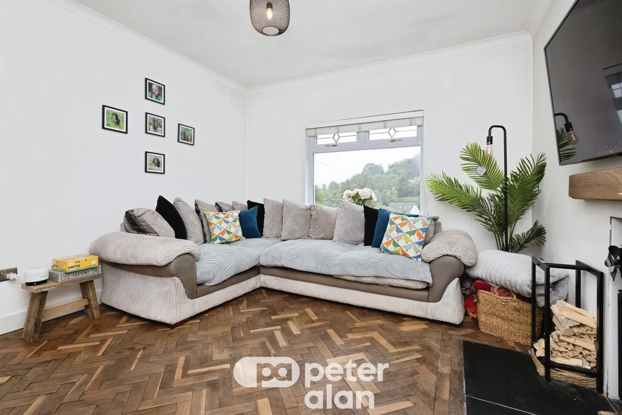 Viaduct Road, Pontypool, NP4, photo 9
