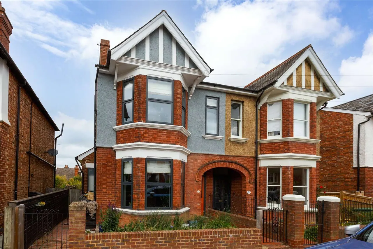 4 bed house to rent — Stephens Road, Tunbridge Wells, Kent, TN4 9QA