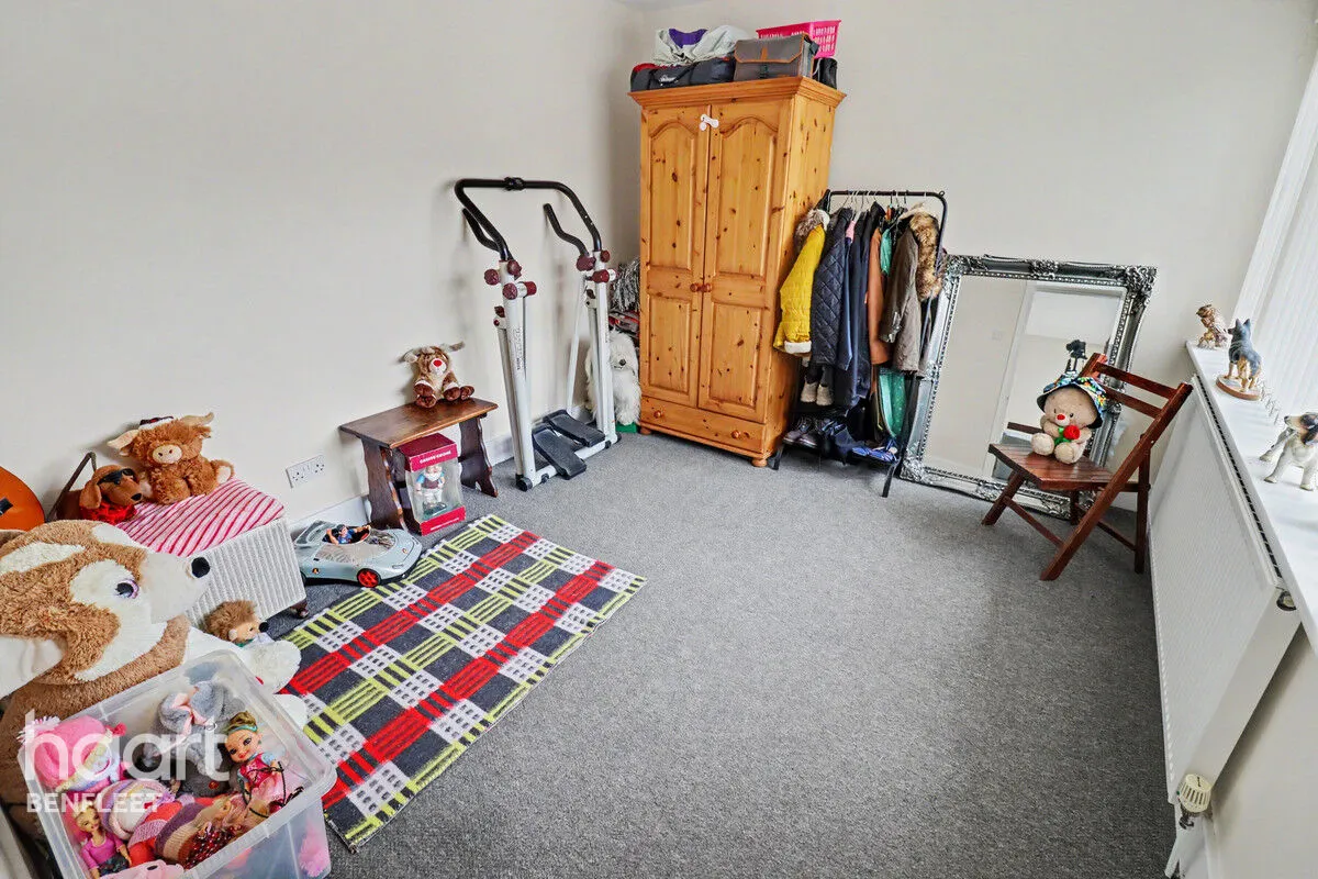 Gainsborough Avenue, Canvey Island, SS8, photo 12