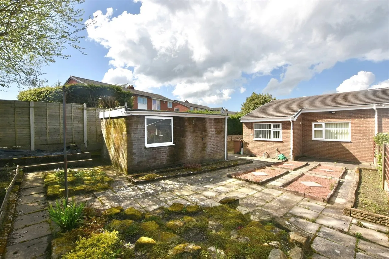 Alberta Close, Blackburn, Lancashire, BB2, photo 7