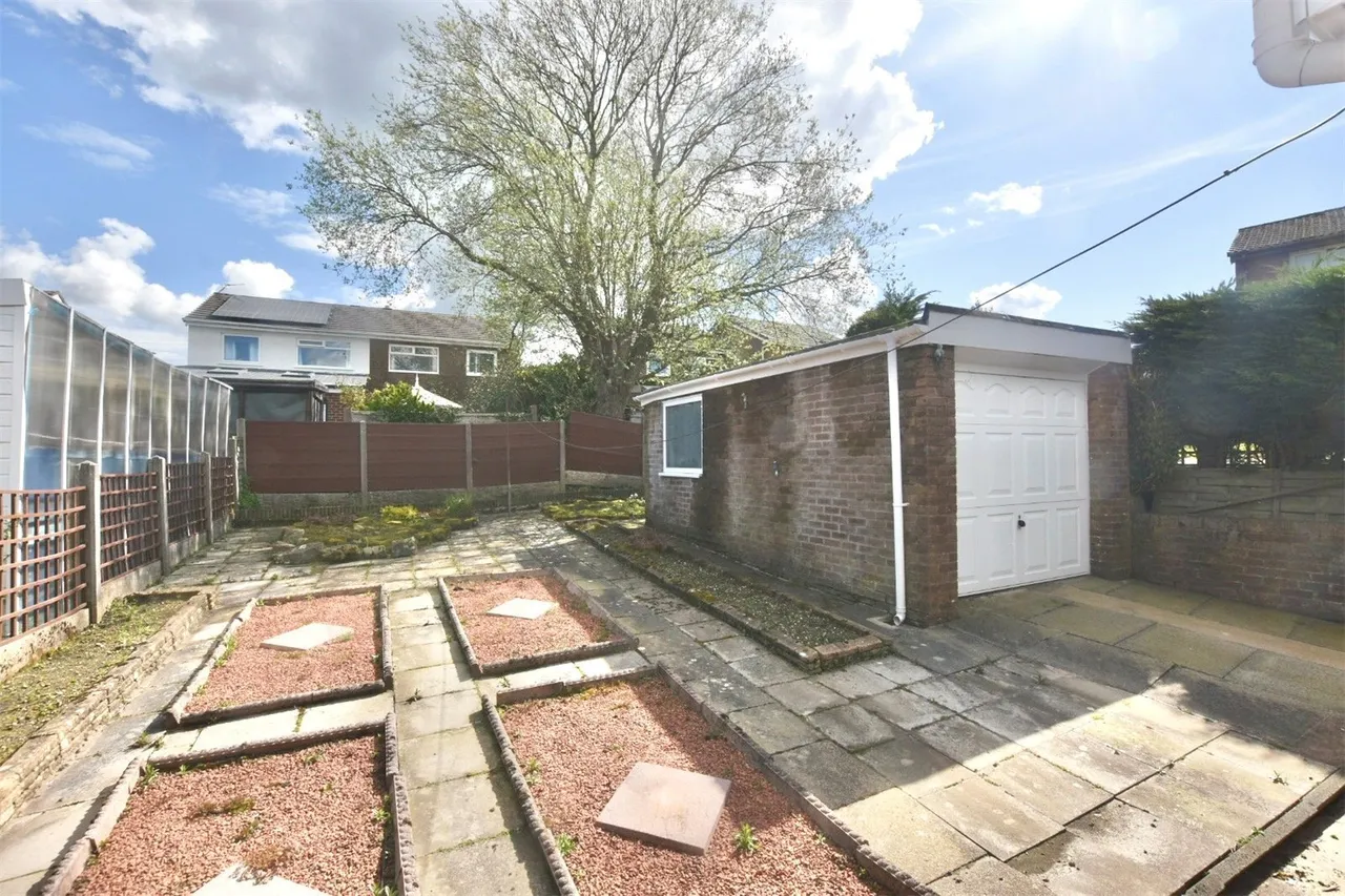 Alberta Close, Blackburn, Lancashire, BB2, photo 6