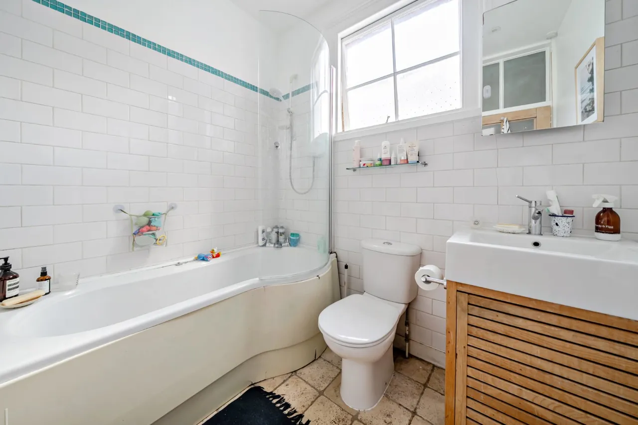 Newton Avenue, Acton, W3, photo 9